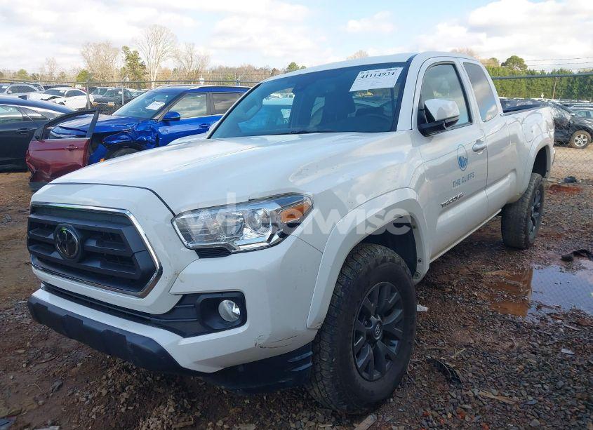 Photo 2 of 2021 Toyota Tacoma SR5 V6 (VIN 3TYSZ5AN3MT034673)