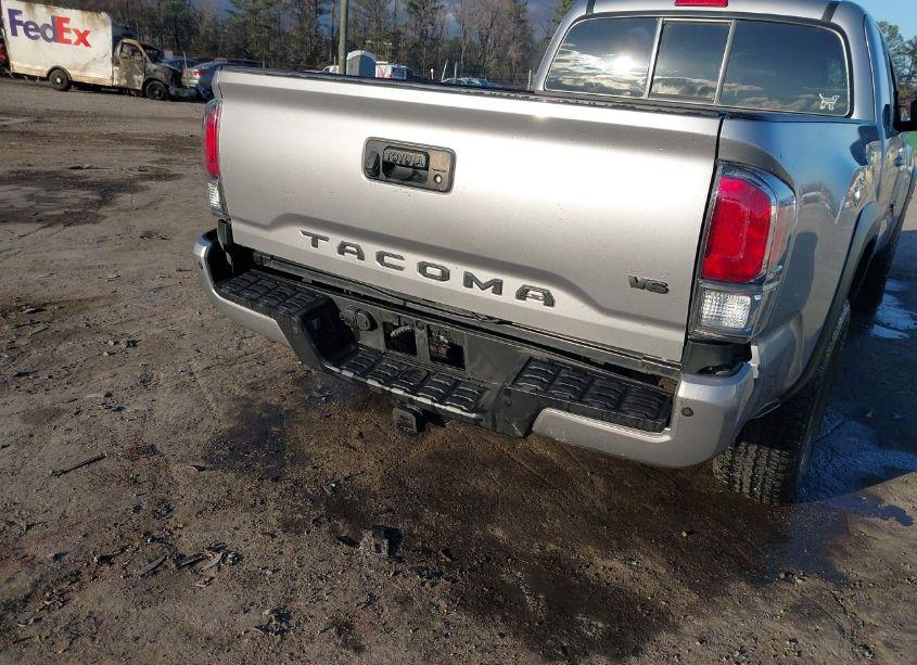 Photo 6 of 2021 Toyota Tacoma TRD OFF-ROAD (VIN 3TYSZ5AN3MT042983)