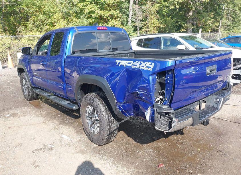 Photo 3 of 2022 Toyota Tacoma TRD OFF ROAD (VIN 3TYSZ5AN3NT075287)