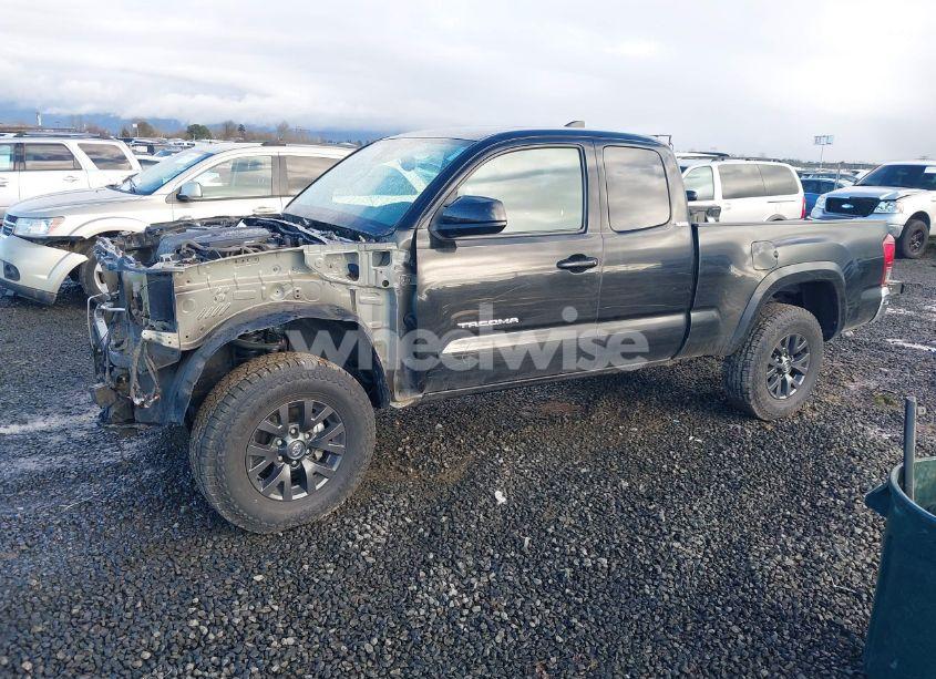 Photo 2 of 2022 Toyota Tacoma SR5 V6 (VIN 3TYSZ5AN3NT076472)