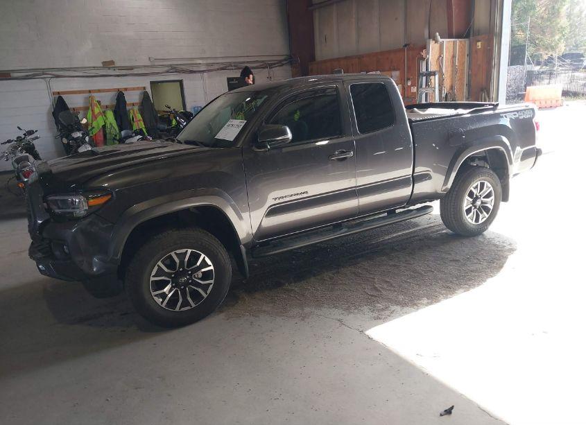 Photo 2 of 2022 Toyota Tacoma TRD SPORT (VIN 3TYSZ5AN6NT073744)