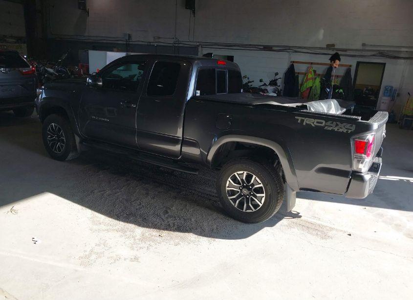 Photo 3 of 2022 Toyota Tacoma TRD SPORT (VIN 3TYSZ5AN6NT073744)