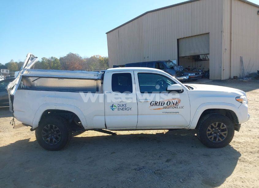 Photo 13 of 2021 Toyota Tacoma SR5 V6 (VIN 3TYSZ5AN8MT018520)