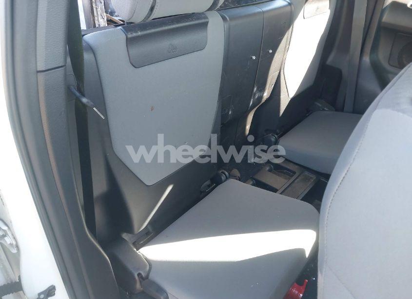 Photo 8 of 2021 Toyota Tacoma SR5 V6 (VIN 3TYSZ5AN8MT018520)