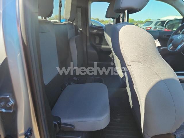 Photo 2 of 2021 TOYOTA TACOMA ACCESS CAB (VIN 3TYSZ5AN8MT047032)