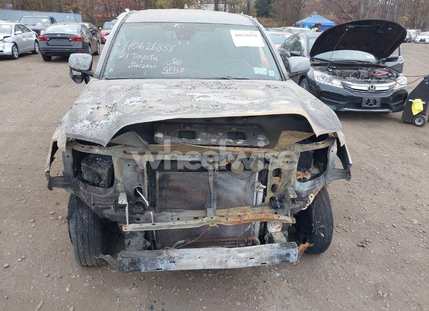 Photo 6 of 2021 Toyota Tacoma SR5 V6 (VIN 3TYSZ5AN9MT045127)