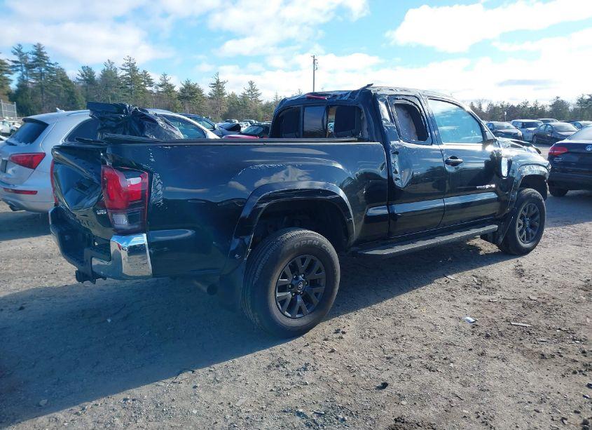 Photo 4 of 2020 Toyota Tacoma SR5 V6 (VIN 3TYSZ5ANXLT002060)