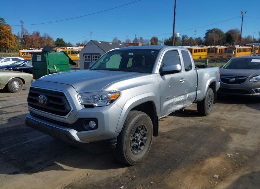 Photo 2 of 2022 Toyota Tacoma SR5 V6 (VIN 3TYSZ5ANXNT089302)