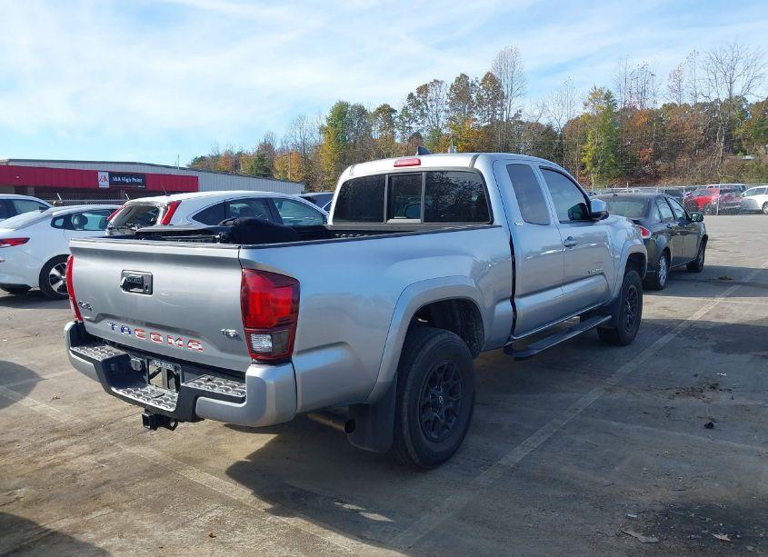 Photo 4 of 2022 Toyota Tacoma SR5 V6 (VIN 3TYSZ5ANXNT089302)