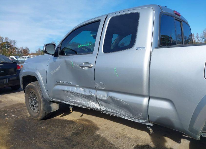 Photo 6 of 2022 Toyota Tacoma SR5 V6 (VIN 3TYSZ5ANXNT089302)