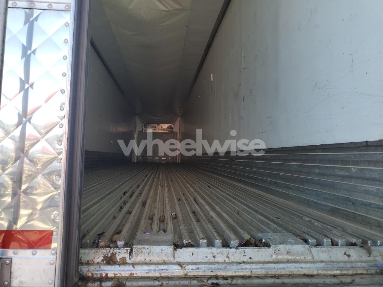 Photo 6 of 2023 UTILITY REFRIGERATED VAN TRAILER (VIN 3UTVS2533P8913504)