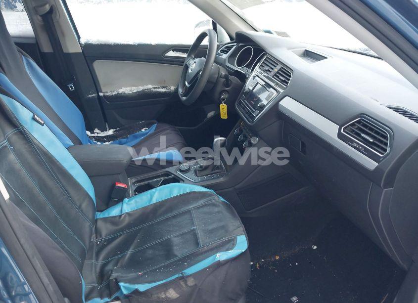 Photo 5 of 2019 Volkswagen Tiguan 2.0T S (VIN 3VV0B7AX0KM140226)
