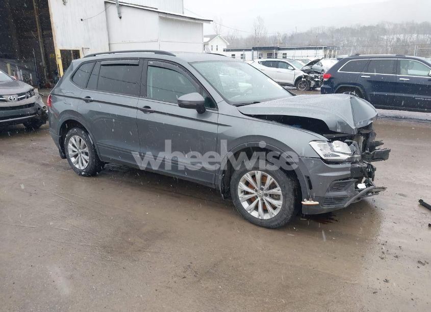 2020 Volkswagen Tiguan S (VIN 3VV0B7AX0LM123394) main photo