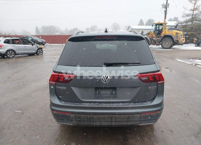 Photo 17 of 2020 Volkswagen Tiguan S (VIN 3VV0B7AX0LM123394)
