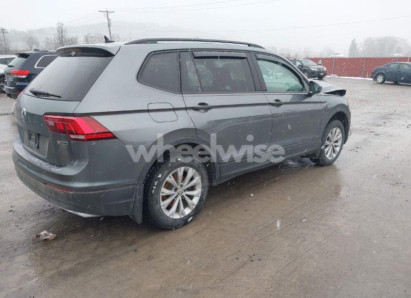 Photo 4 of 2020 Volkswagen Tiguan S (VIN 3VV0B7AX0LM123394)