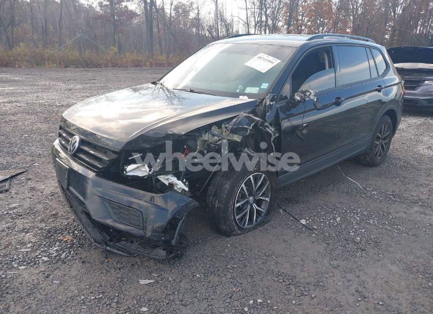 Photo 2 of 2021 Volkswagen Tiguan 2.0T S (VIN 3VV0B7AX0MM007260)