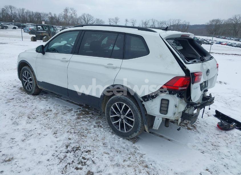 Photo 3 of 2021 Volkswagen Tiguan 2.0T S (VIN 3VV0B7AX0MM092097)
