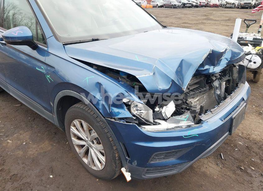 Photo 17 of 2018 Volkswagen Tiguan 2.0T S (VIN 3VV0B7AX1JM067415)