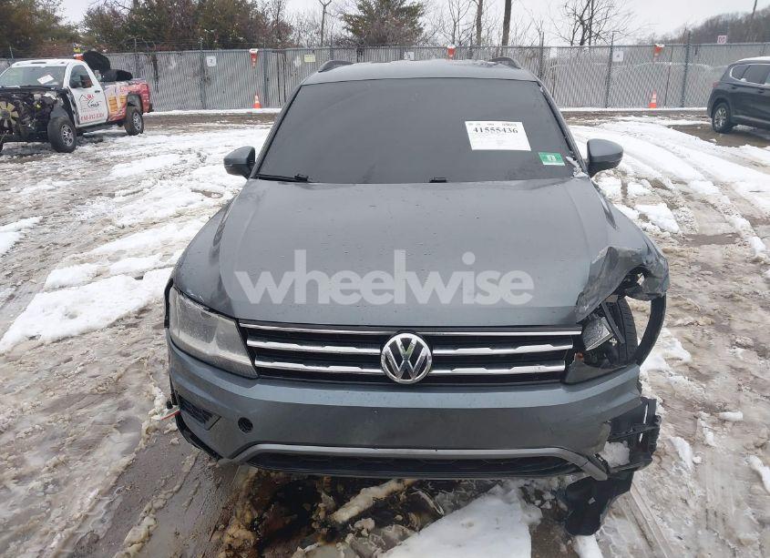 Photo 12 of 2018 Volkswagen Tiguan 2.0T S (VIN 3VV0B7AX1JM143571)