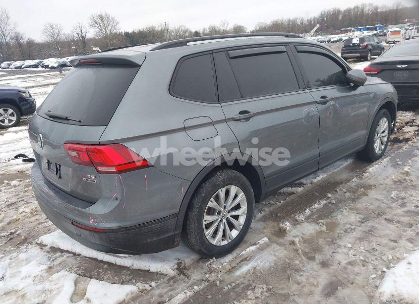 Photo 4 of 2018 Volkswagen Tiguan 2.0T S (VIN 3VV0B7AX1JM143571)