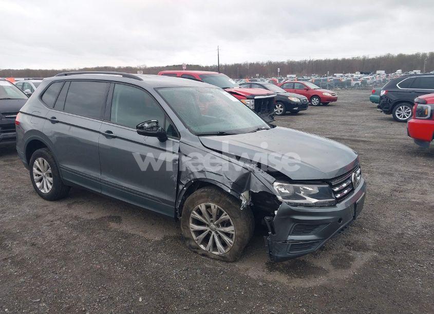 2019 Volkswagen Tiguan 2.0T S (VIN 3VV0B7AX1KM046808) main photo