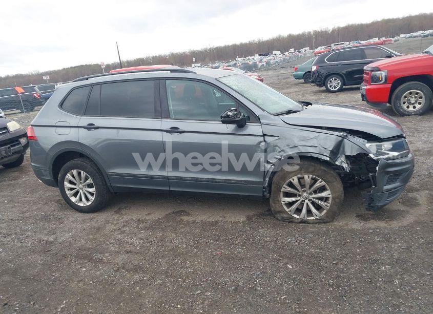Photo 13 of 2019 Volkswagen Tiguan 2.0T S (VIN 3VV0B7AX1KM046808)