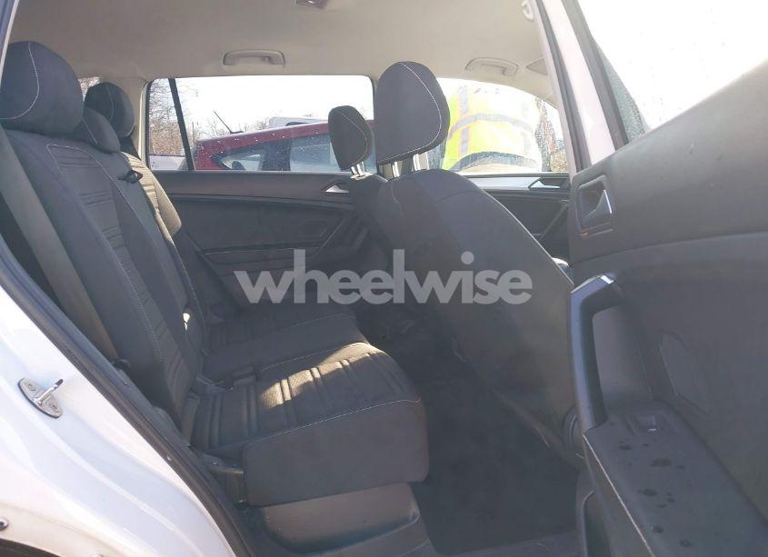 Photo 8 of 2022 Volkswagen Tiguan 2.0T S (VIN 3VV0B7AX1NM035831)