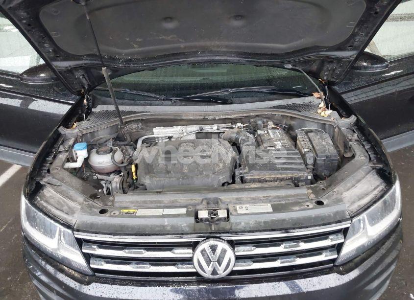 Photo 10 of 2020 Volkswagen Tiguan 2.0T S (VIN 3VV0B7AX2LM012779)