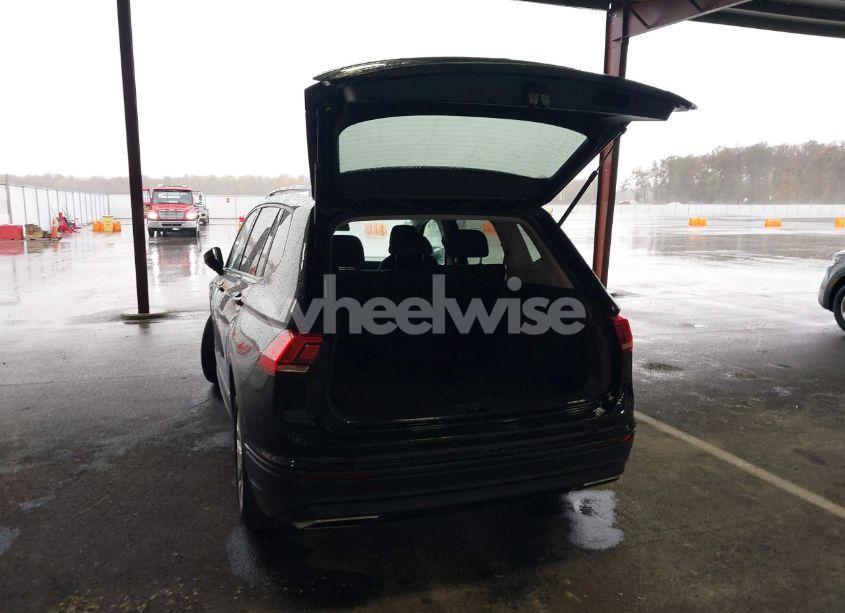 Photo 3 of 2020 Volkswagen Tiguan 2.0T S (VIN 3VV0B7AX2LM012779)