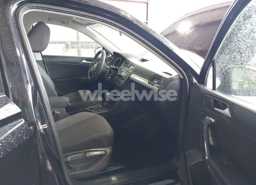 Photo 5 of 2020 Volkswagen Tiguan 2.0T S (VIN 3VV0B7AX2LM012779)