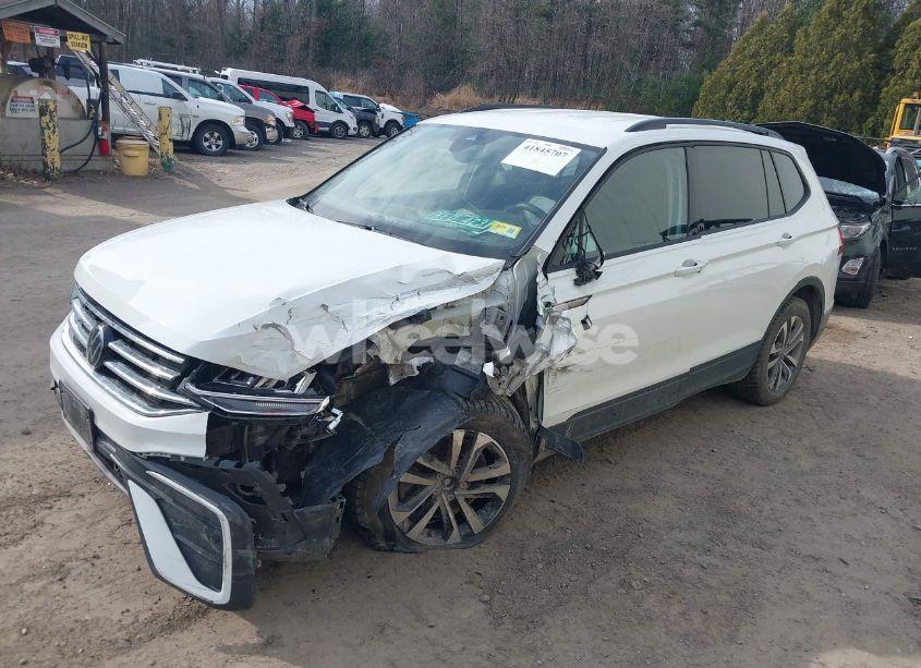 Photo 2 of 2022 Volkswagen Tiguan 2.0T S (VIN 3VV0B7AX2NM097402)