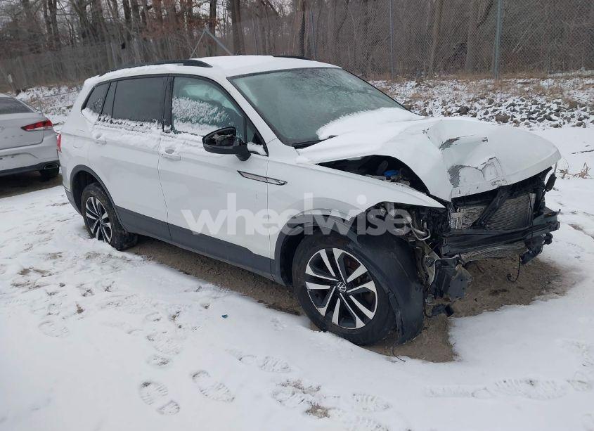 2022 Volkswagen Tiguan 2.0T S (VIN 3VV0B7AX2NM125909) main photo