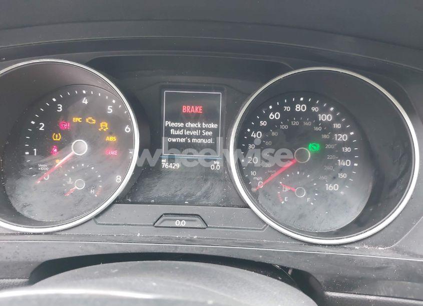 Photo 7 of 2018 Volkswagen Tiguan 2.0T S (VIN 3VV0B7AX3JM017728)