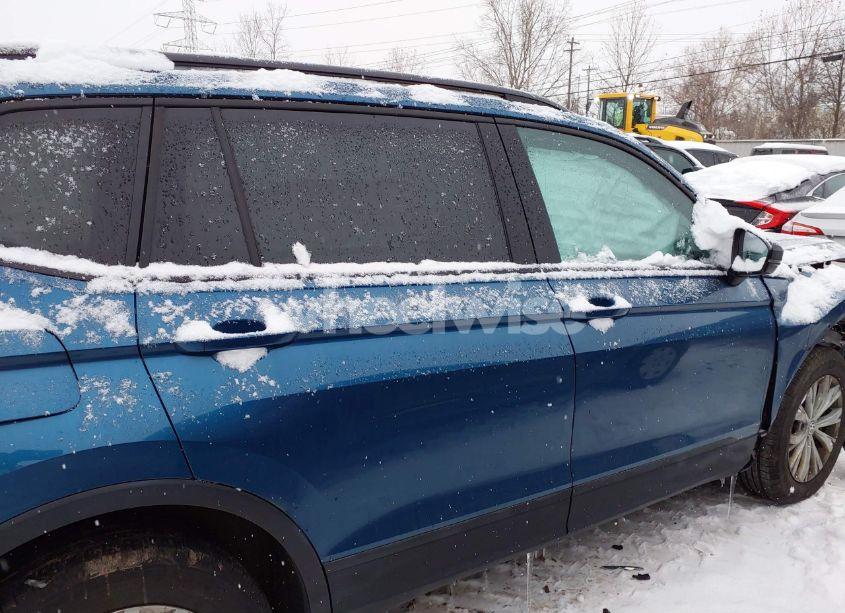 Photo 14 of 2018 Volkswagen Tiguan 2.0T S (VIN 3VV0B7AX3JM050390)