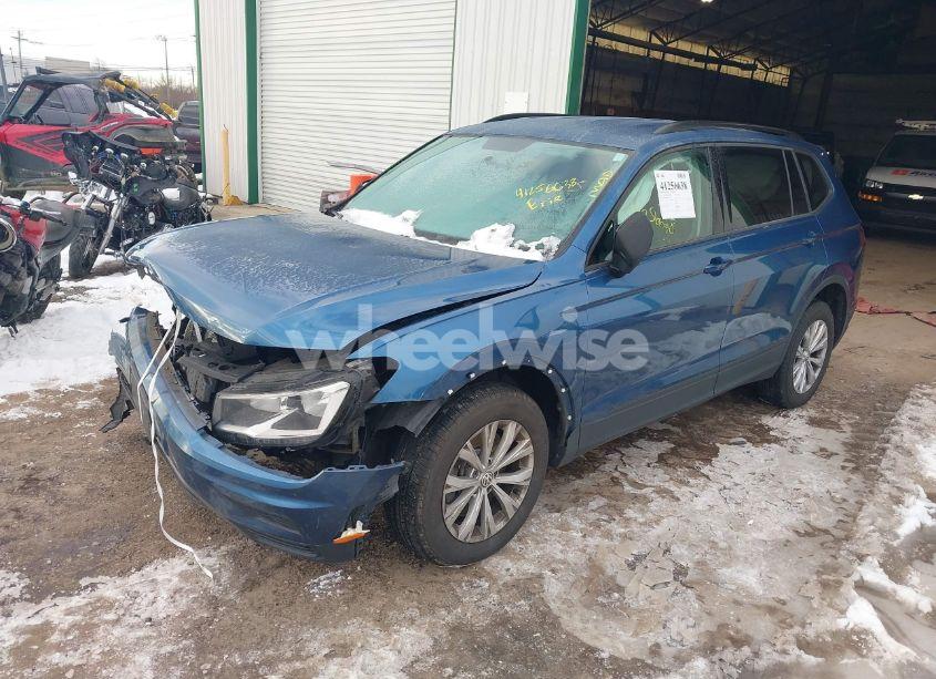 Photo 2 of 2018 Volkswagen Tiguan 2.0T S (VIN 3VV0B7AX3JM050390)