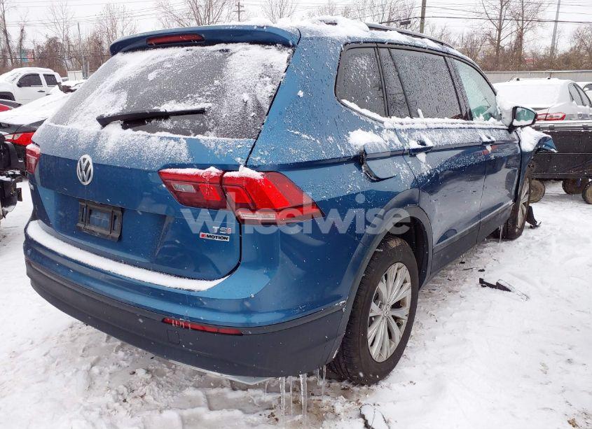 Photo 4 of 2018 Volkswagen Tiguan 2.0T S (VIN 3VV0B7AX3JM050390)