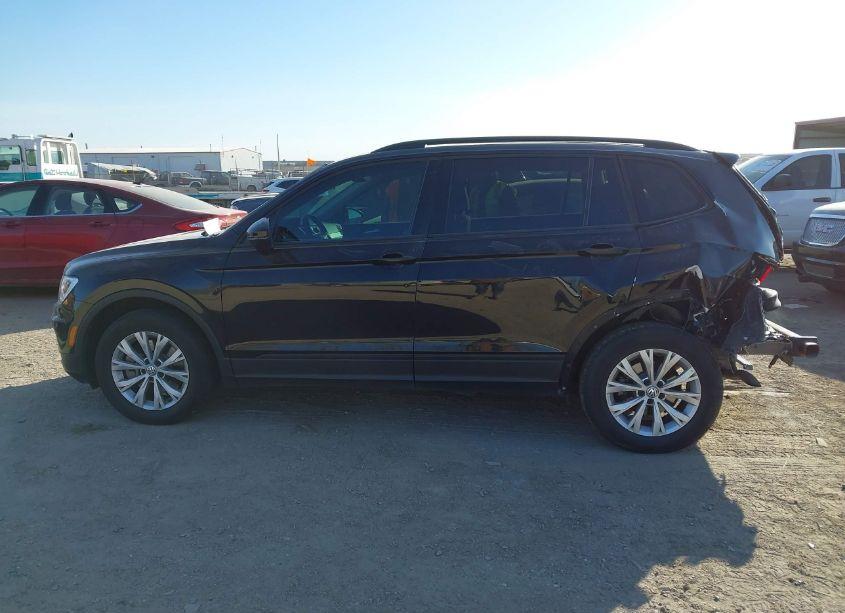 Photo 14 of 2018 Volkswagen Tiguan 2.0T S (VIN 3VV0B7AX3JM066475)