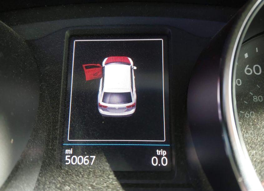 Photo 15 of 2018 Volkswagen Tiguan 2.0T S (VIN 3VV0B7AX3JM066475)