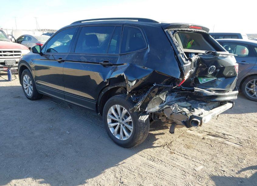 Photo 3 of 2018 Volkswagen Tiguan 2.0T S (VIN 3VV0B7AX3JM066475)