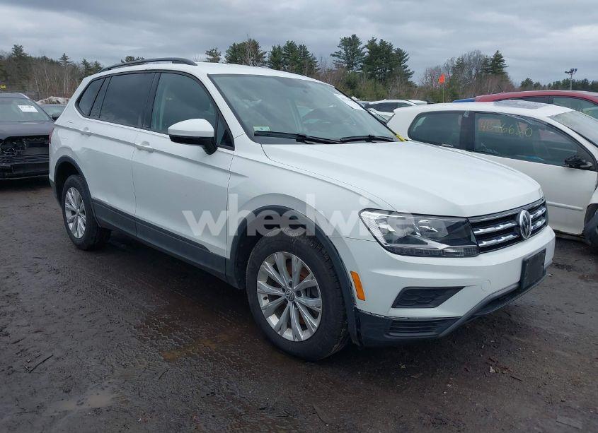 2020 Volkswagen Tiguan 2.0T S (VIN 3VV0B7AX3LM143350) main photo