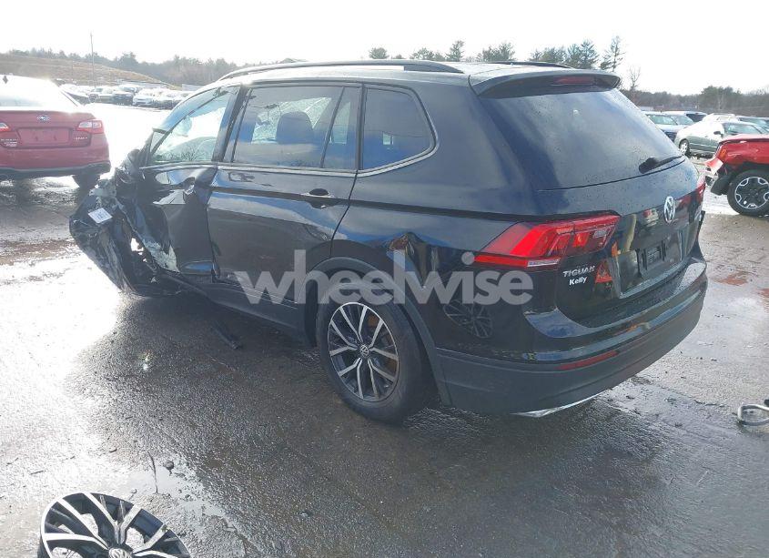 Photo 3 of 2021 Volkswagen Tiguan 2.0T S (VIN 3VV0B7AX3MM013862)