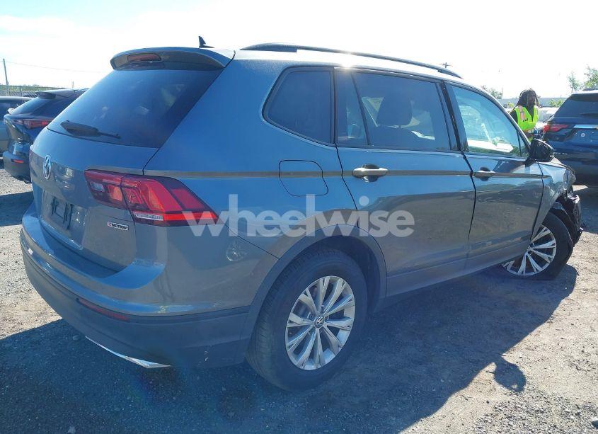 Photo 4 of 2020 Volkswagen Tiguan 2.0T S (VIN 3VV0B7AX4LM133653)
