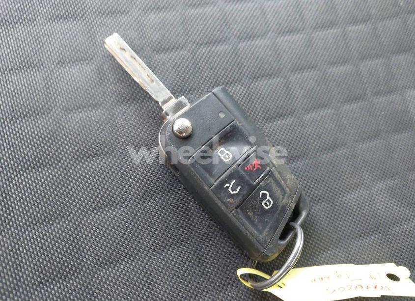 Photo 11 of 2019 Volkswagen Tiguan 2.0T S (VIN 3VV0B7AX5KM053471)