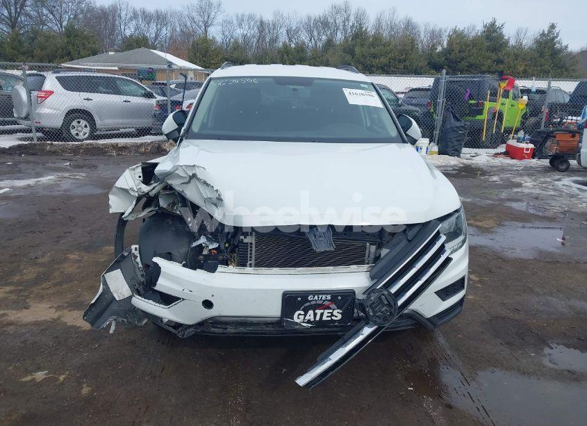 Photo 12 of 2019 Volkswagen Tiguan 2.0T S (VIN 3VV0B7AX5KM053471)