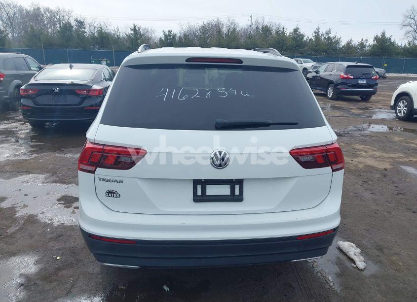 Photo 16 of 2019 Volkswagen Tiguan 2.0T S (VIN 3VV0B7AX5KM053471)