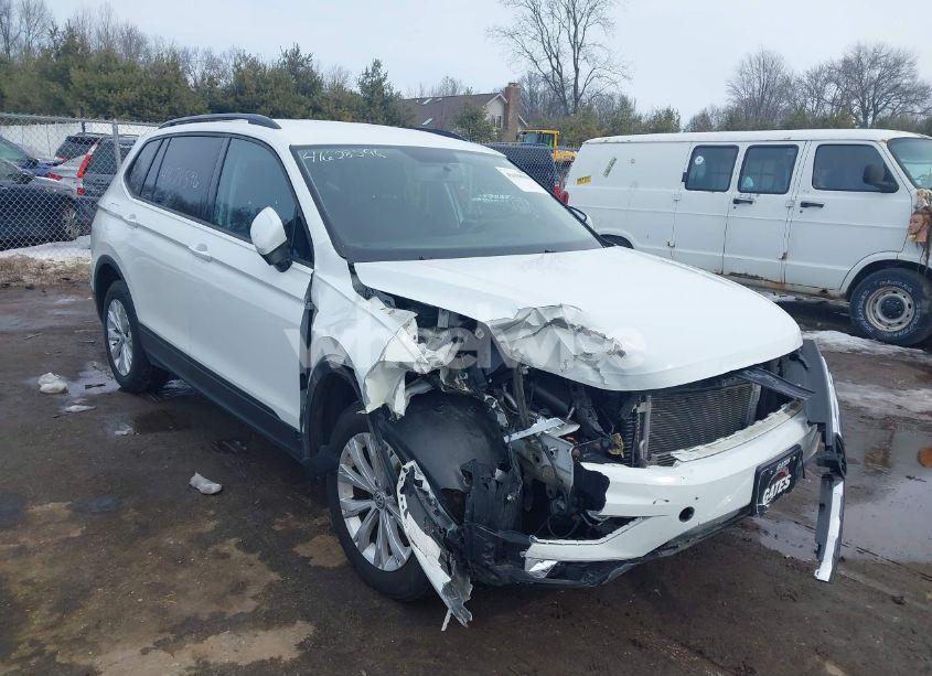 Photo 6 of 2019 Volkswagen Tiguan 2.0T S (VIN 3VV0B7AX5KM053471)