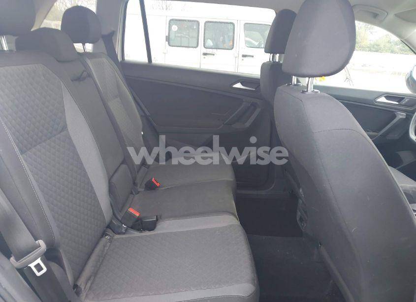 Photo 8 of 2019 Volkswagen Tiguan 2.0T S (VIN 3VV0B7AX5KM053471)