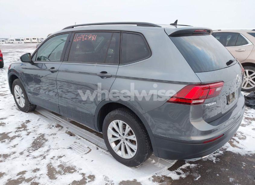 Photo 3 of 2020 Volkswagen Tiguan 2.0T S (VIN 3VV0B7AX5LM133550)