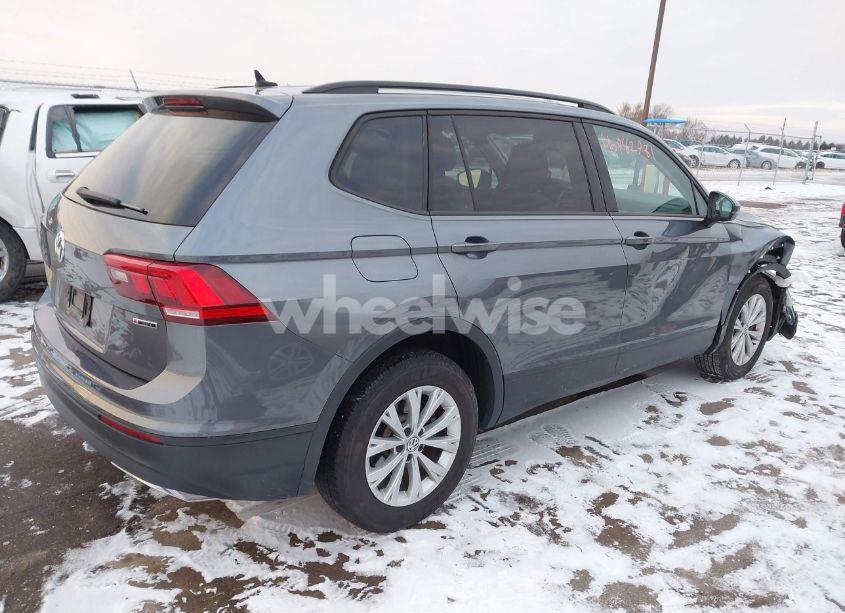 Photo 4 of 2020 Volkswagen Tiguan 2.0T S (VIN 3VV0B7AX5LM133550)