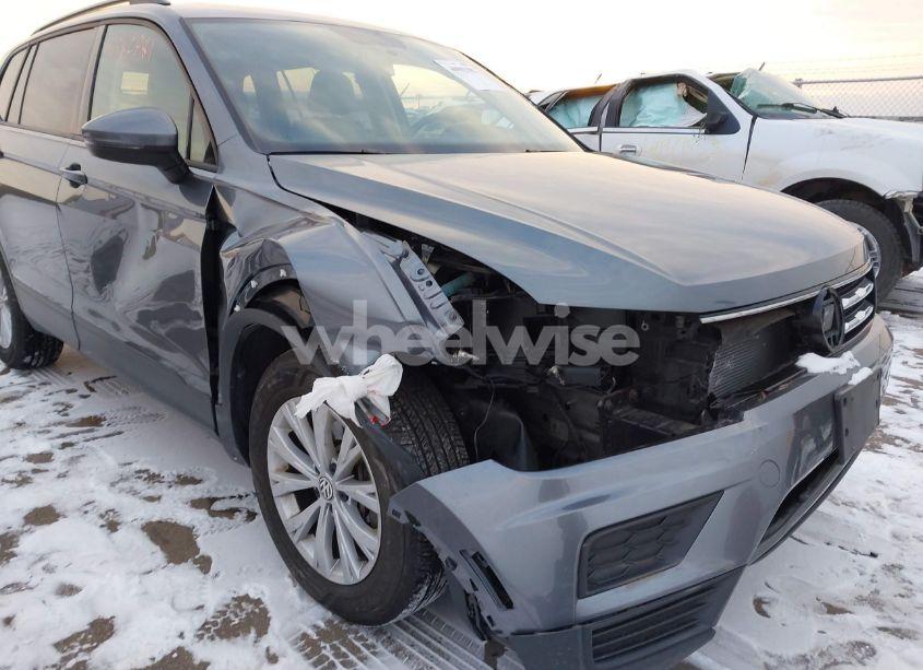 Photo 6 of 2020 Volkswagen Tiguan 2.0T S (VIN 3VV0B7AX5LM133550)